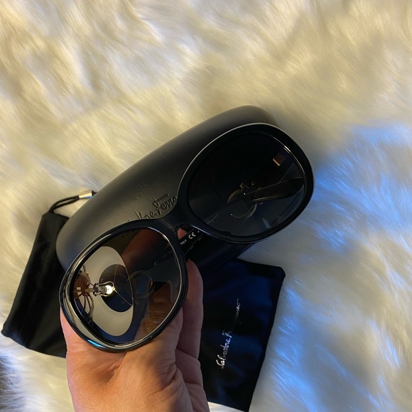 SALVATORE FERRAGAMO Sunglasses